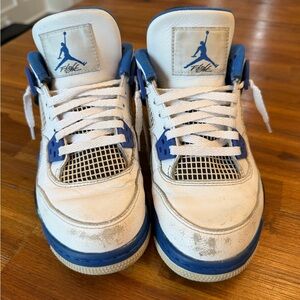 Nike Air Jordan 4 Retro
